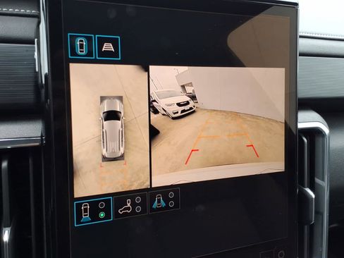 Certified 2024 GMC Acadia Elevation FWD image 12