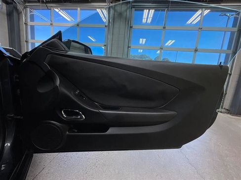 Used 2015 Chevrolet Camaro LT image 20