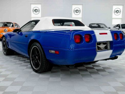 Used 1996 Chevrolet Corvette Convertible RWD image 88