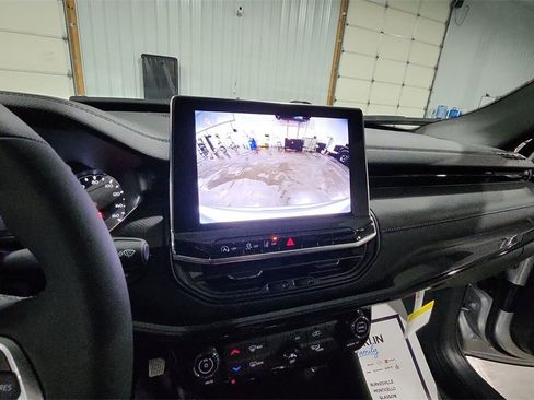 New 2026 Jeep Compass Latitude image 21