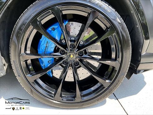 Used 2019 Lamborghini Urus AWD/4WD image 30