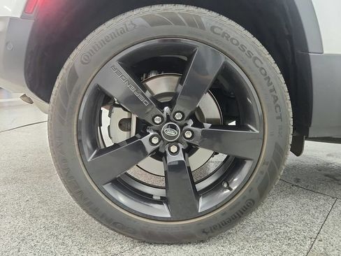 Used 2023 Land Rover Defender 90 S AWD/4WD image 36
