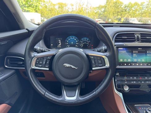 Used 2018 Jaguar XE Portfolio AWD/4WD image 29