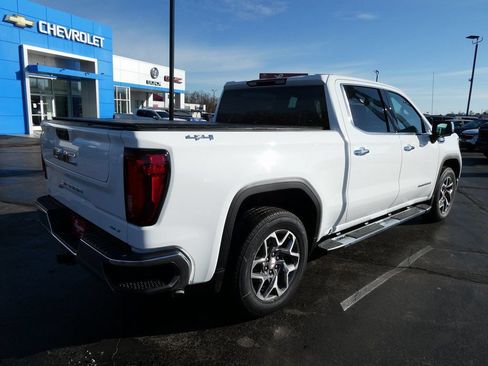 New 2026 GMC Sierra 1500 SLT w/ SLT Premium Package AWD/4WD image 5