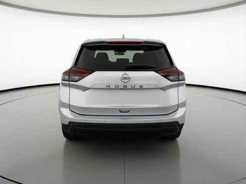 Used 2025 Nissan Rogue SV image 7