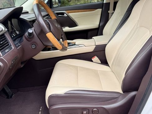 Used 2017 Lexus RX 350 FWD w/ Premium Package image 4