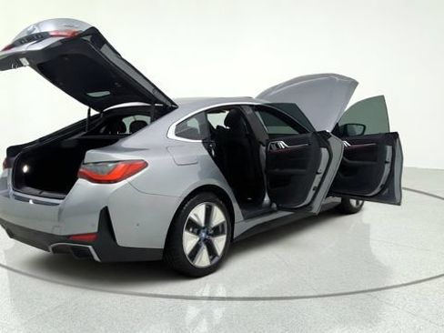 Used 2023 BMW i4 eDrive35 w/ Premium Package RWD image 11