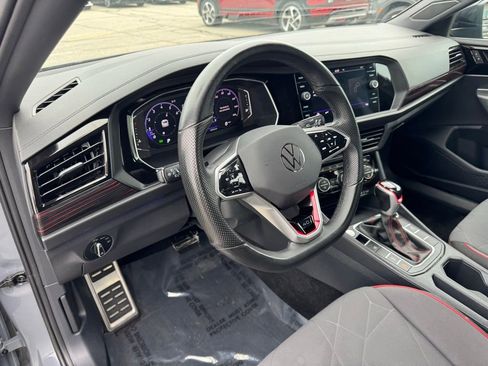 Used 2024 Volkswagen Jetta GLI 40th Anniversary Edition FWD image 18