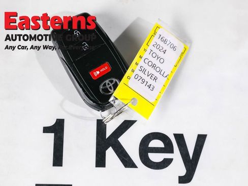 Used 2024 Toyota Corolla Cross LE FWD image 25