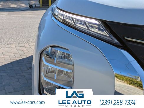 Used 2024 Mitsubishi Outlander ES image 8