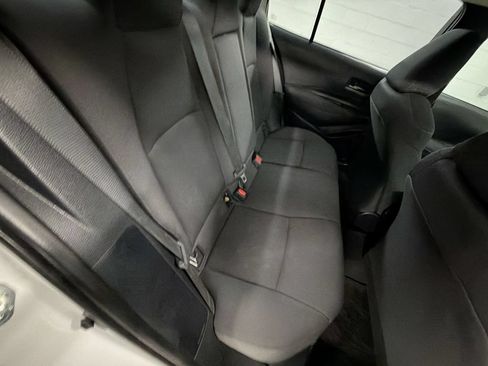 Used 2022 Toyota Corolla LE FWD image 23