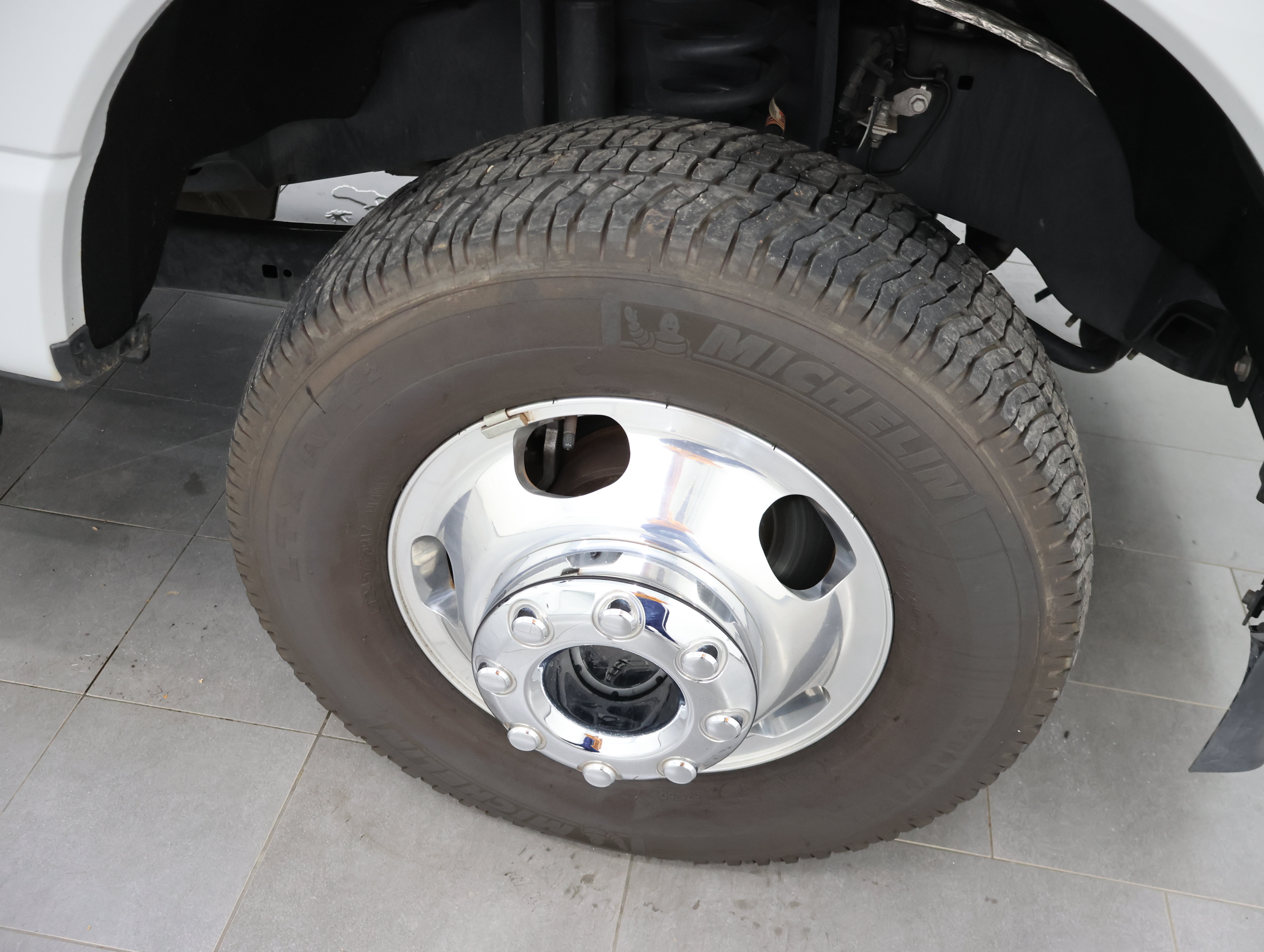 Used 2025 Ford F350 XL w/ 360-Degree Camera Package AWD/4WD image 3