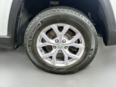 Used 2022 Jeep Grand Cherokee L Limited AWD/4WD image 31
