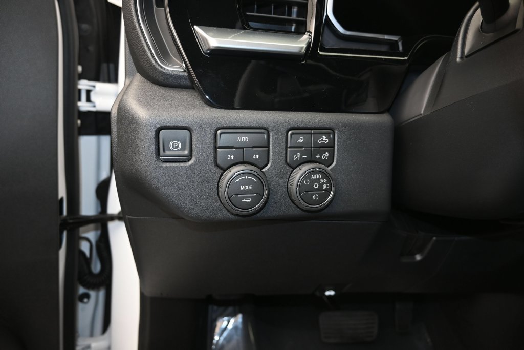 New 2026 Chevrolet Silverado 1500 RST w/ Safety Package AWD/4WD image 13