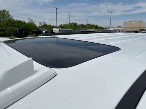 Used 2020 Chevrolet Suburban LT AWD/4WD image 10
