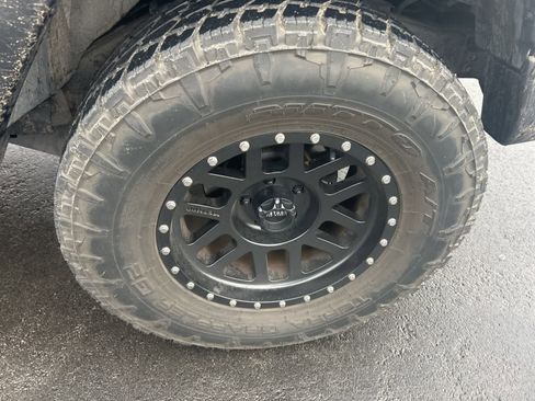 Used 2011 Jeep Wrangler Unlimited Sport image 19