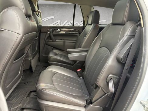 Used 2017 Buick Enclave Leather image 22