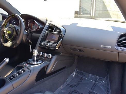 Used 2014 Audi R8 V10 AWD/4WD image 22