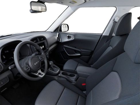New 2025 Kia Soul LX image 17