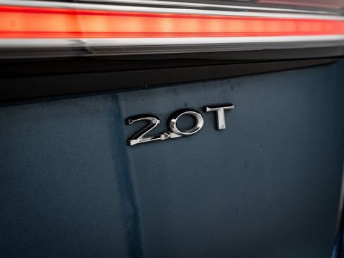 Used 2019 Lincoln Nautilus Select image 18