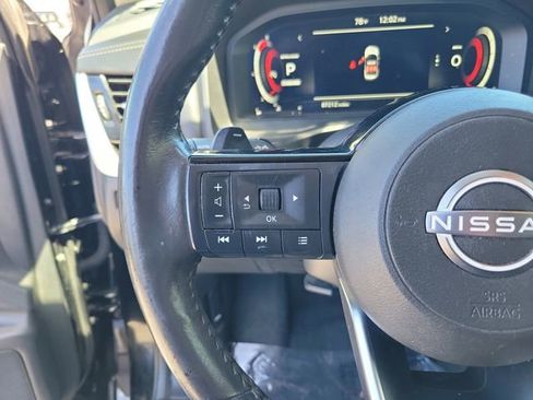 Used 2024 Nissan Rogue SL w/ SL Premium Package FWD image 16