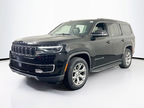 Used 2022 Jeep Wagoneer Series II image 1