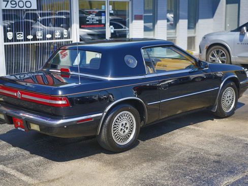Used 1990 Chrysler TC by Maserati FWD image 14