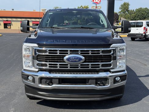 Used 2025 Ford F350 XLT AWD/4WD image 3