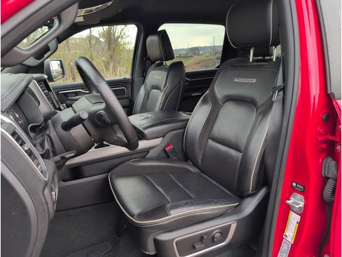 Used 2024 RAM 1500 Laramie image 10