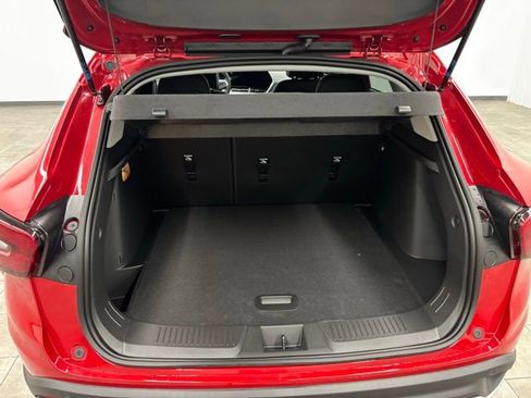 New 2026 Chevrolet Trax LT w/ Driver Confidence Package image 7