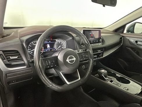 Used 2023 Nissan Rogue FWD image 13