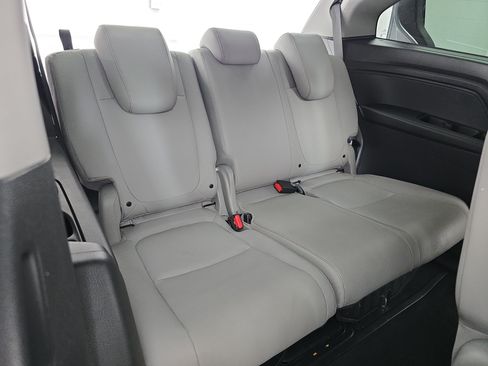Used 2021 Honda Odyssey EX-L image 12