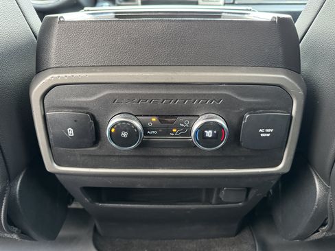 Used 2021 Ford Expedition Max XLT AWD/4WD image 32