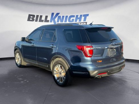 Used 2018 Ford Explorer Limited image 3