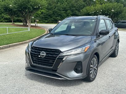 Used 2024 Nissan Kicks SR