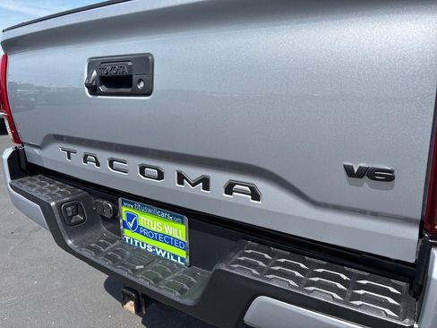 Used 2019 Toyota Tacoma TRD Off-Road AWD/4WD image 34