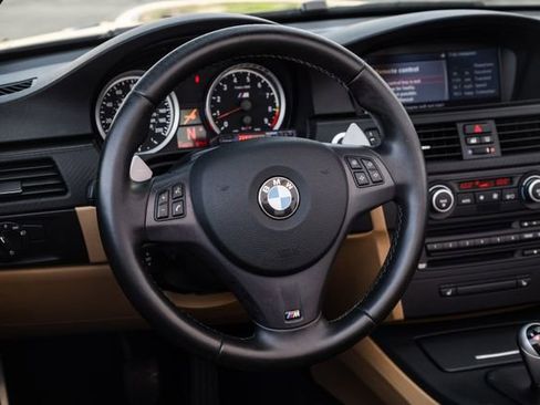Used 2008 BMW M3 Convertible image 2