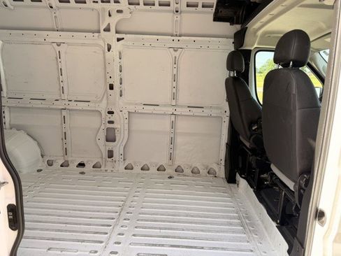 Used 2025 RAM ProMaster 3500 w/ Convenience Group FWD image 18