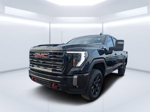Used 2024 GMC Sierra 2500 AT4 image 7