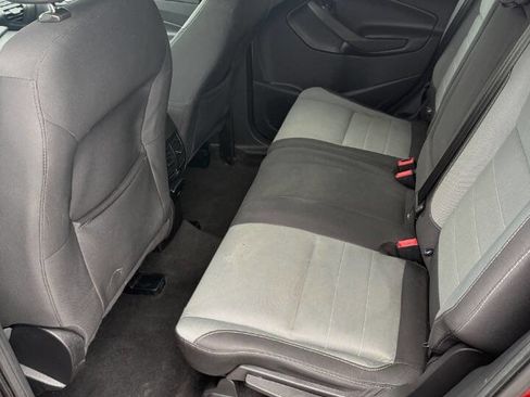 Used 2016 Ford Escape SE w/ Equipment Group 201A image 8