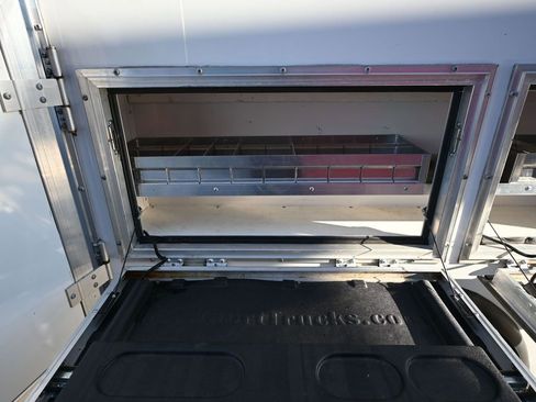 Used 2024 Ford E-350 and Econoline 350 Super Duty w/ Power Windows & Locks Group image 42