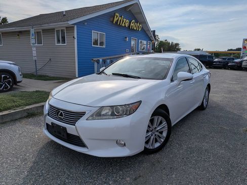 Used 2013 Lexus ES 350 w/ Premium Pkg FWD image 1