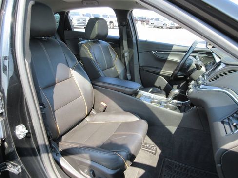 Used 2018 Chevrolet Impala Premier w/ Premier Confidence Package FWD image 22