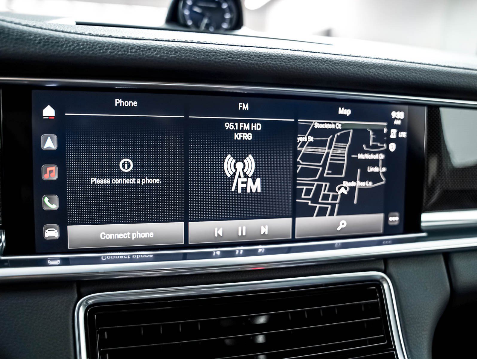 Certified 2023 Porsche Panamera 4 AWD/4WD image 23