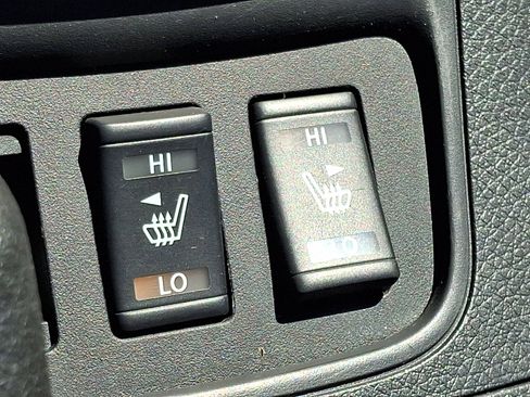 Used 2016 Nissan Sentra SR w/ Driver's Assist Package image 24