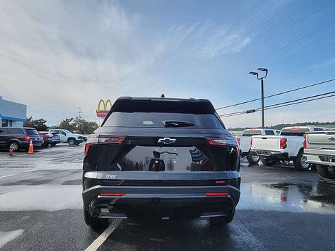 New 2026 Chevrolet Equinox RS w/ LPO, Floor Liner Package image 4