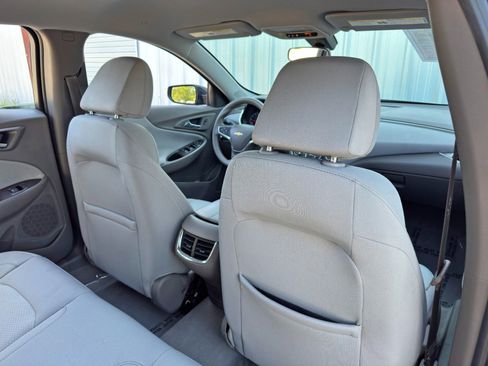 Used 2016 Chevrolet Malibu LT image 30