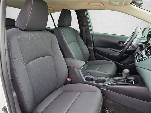 Certified 2025 Toyota Corolla LE FWD image 20