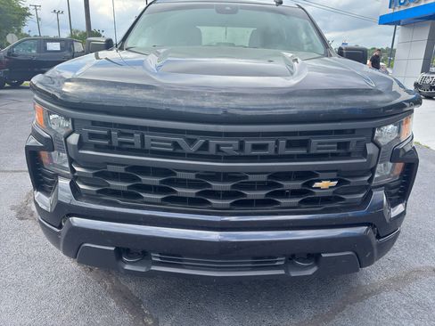Used 2023 Chevrolet Silverado 1500 Custom image 7