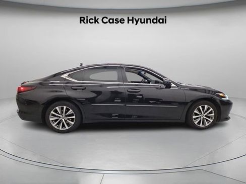 Used 2019 Lexus ES 350 image 4